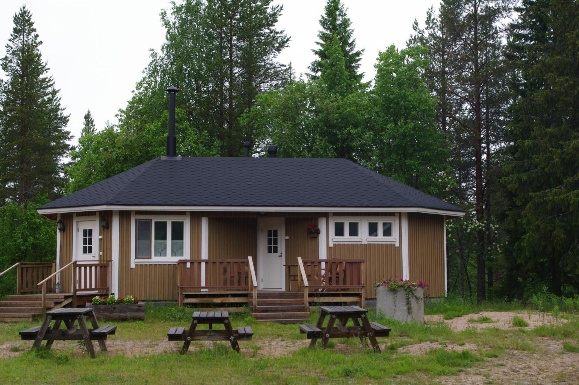 Aneen Loma Vacation And Cottages بوسيو المظهر الخارجي الصورة
