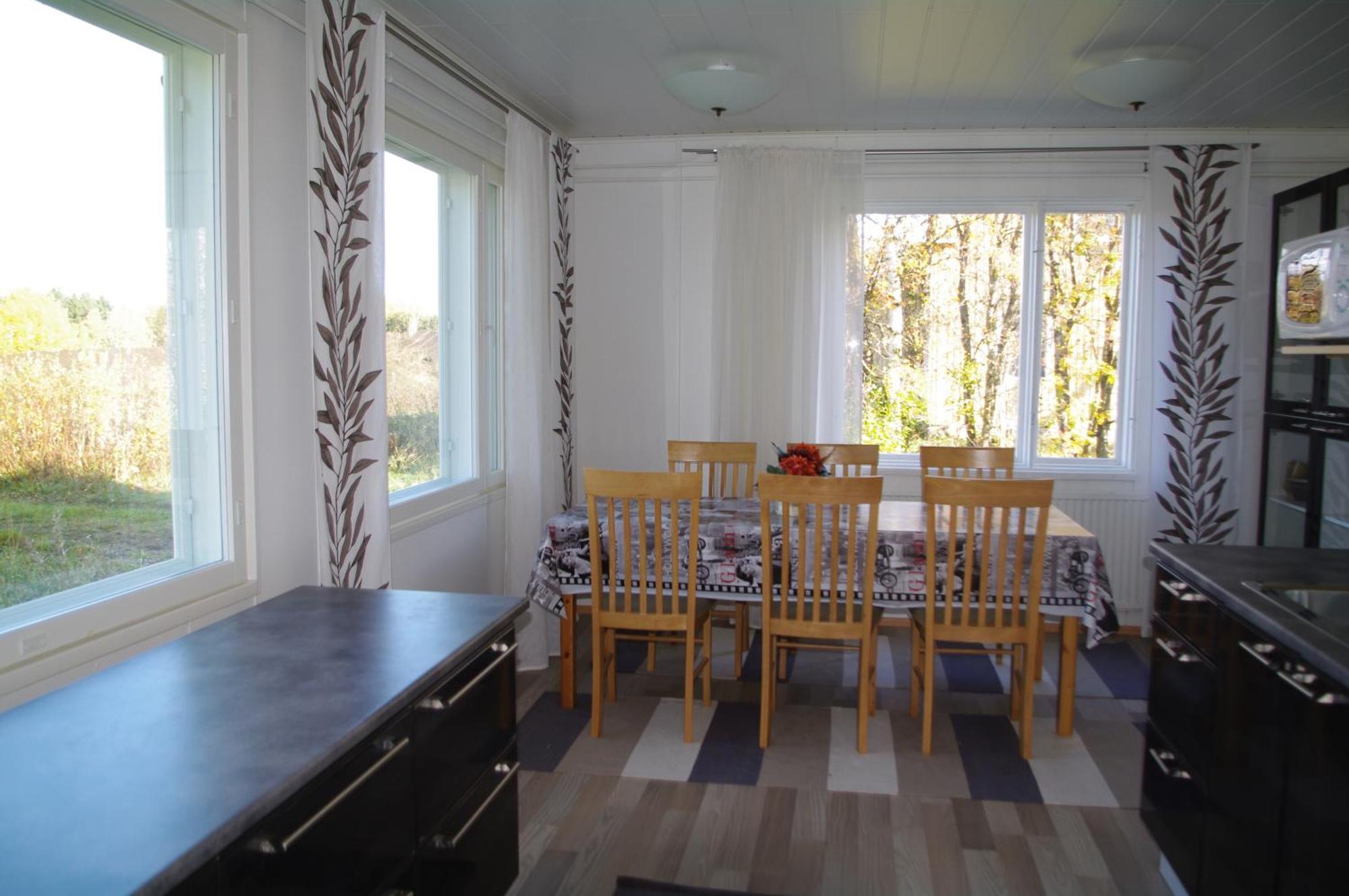 Aneen Loma Vacation And Cottages بوسيو الغرفة الصورة