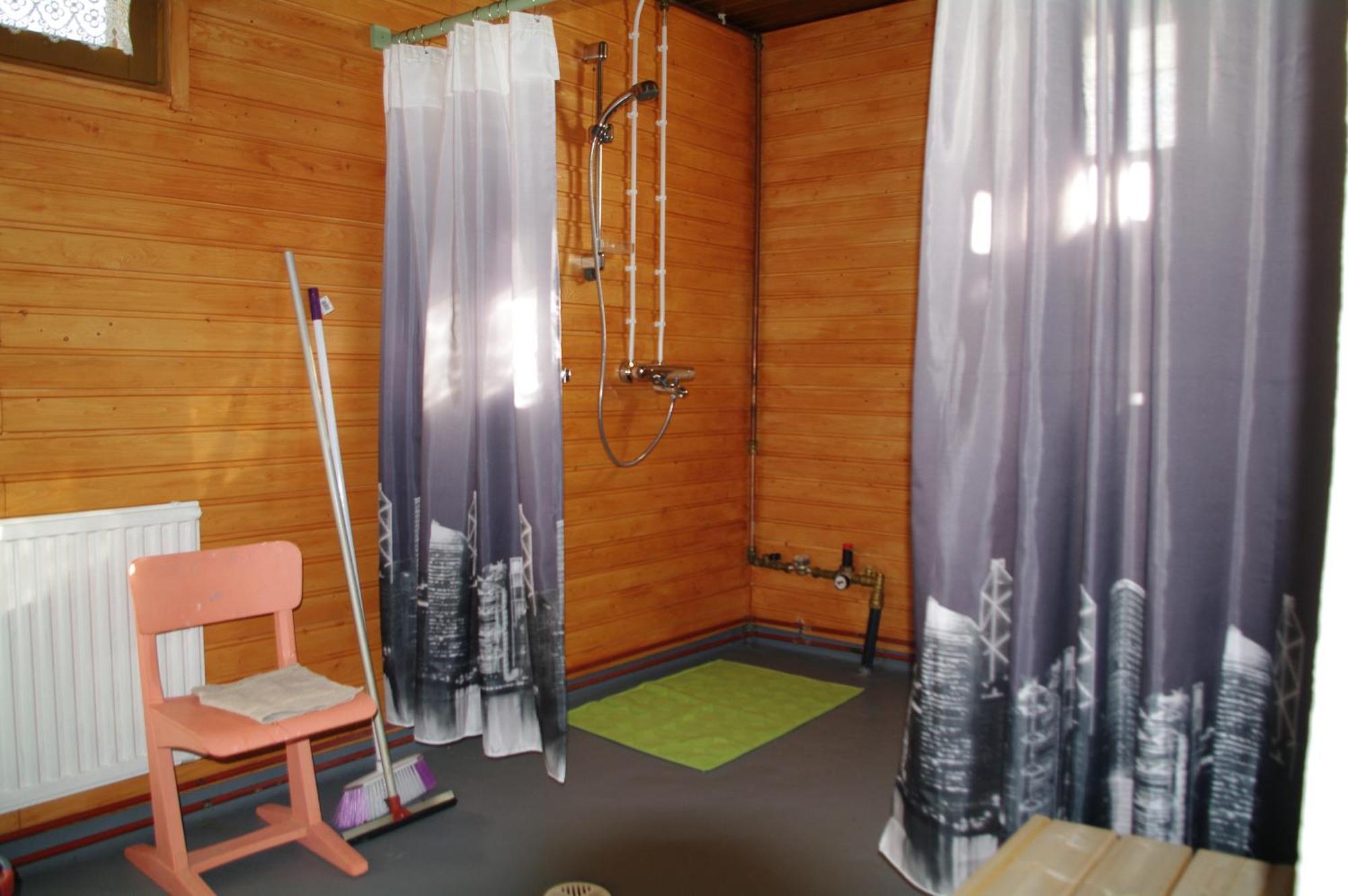 Aneen Loma Vacation And Cottages بوسيو الغرفة الصورة